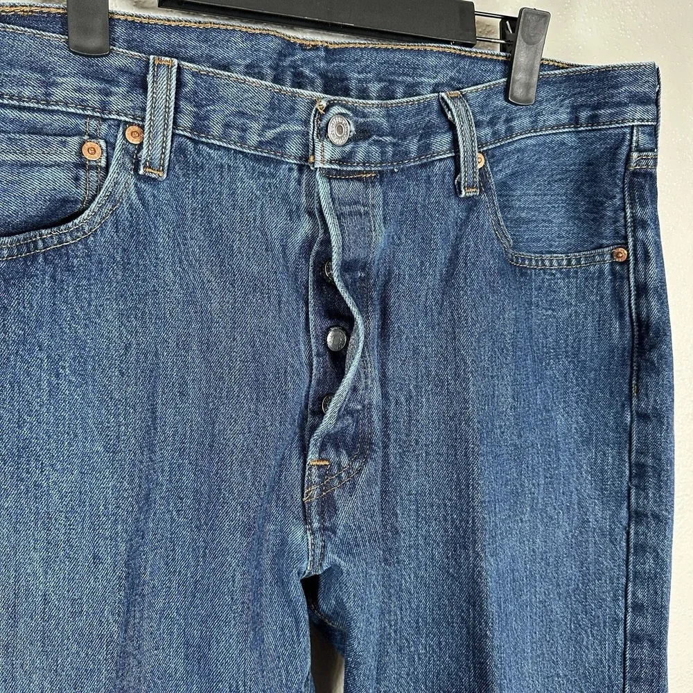 Levi's 501 Men's Jeans 36x32 Blue Denim Straight Leg Button Fly Medium Dark Wash